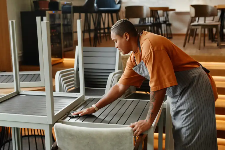 Experienced Routine Restaurant Cleaning Roseville, MN Experienced Routine Restaurant Cleaning Roseville, MN